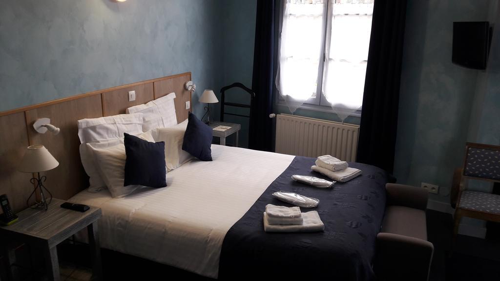 Le Saint Eloi Logis & Spa Restaurant L Schumacher Solignac Exterior photo