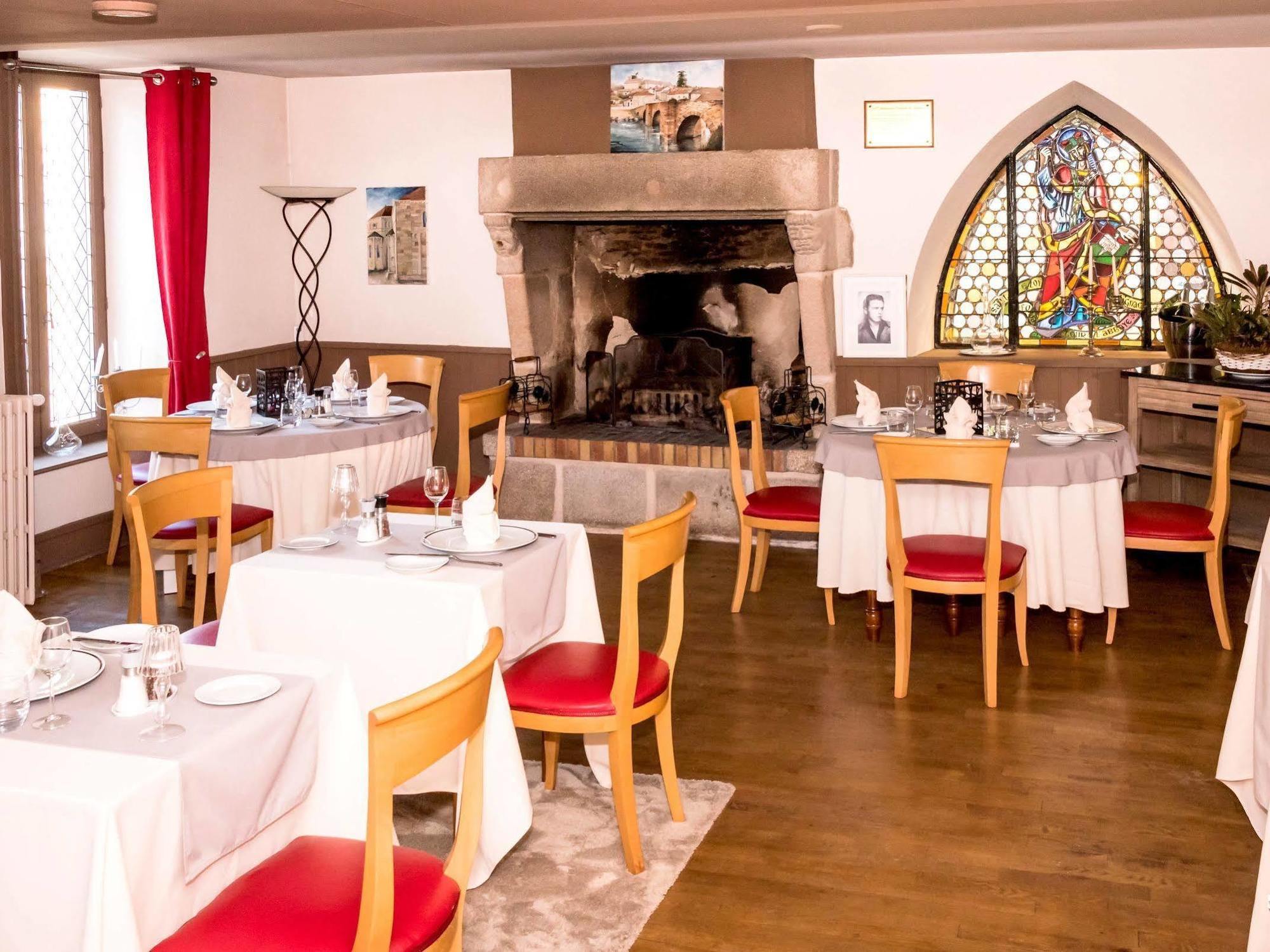 Le Saint Eloi Logis & Spa Restaurant L Schumacher Solignac Exterior photo